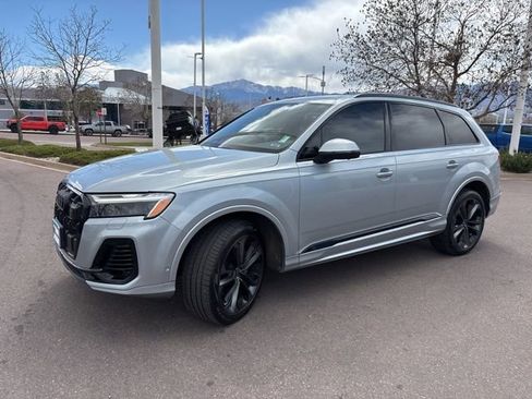 Used 2025 Audi Q7 3.0T Premium Plus AWD/4WD image 3