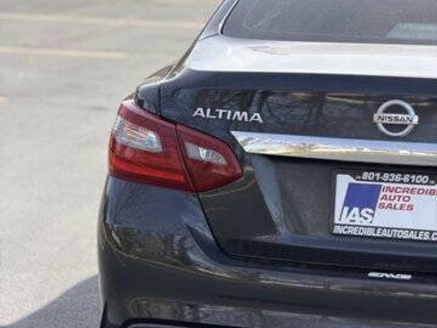 Used 2018 Nissan Altima 2.5 S w/ S Convenience Package image 6