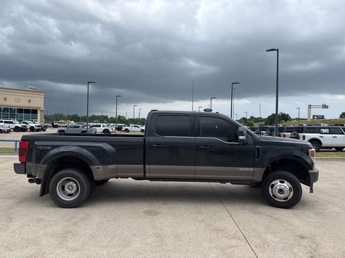 Used 2022 Ford F350 King Ranch AWD/4WD image 17