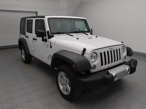 Used 2018 Jeep Wrangler Unlimited Sport S image 13