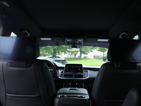 Used 2021 Chevrolet Tahoe High Country AWD/4WD image 25