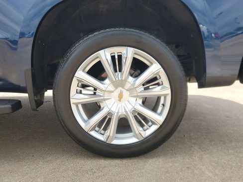 Used 2023 Chevrolet Silverado 1500 High Country w/ High Country Premium Package image 8