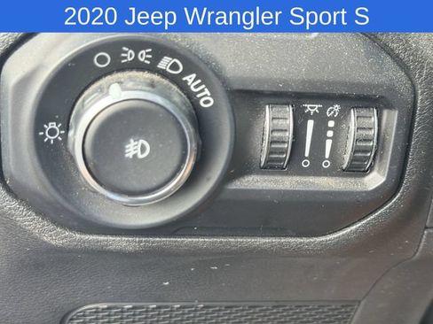 Used 2020 Jeep Wrangler Sport AWD/4WD image 22