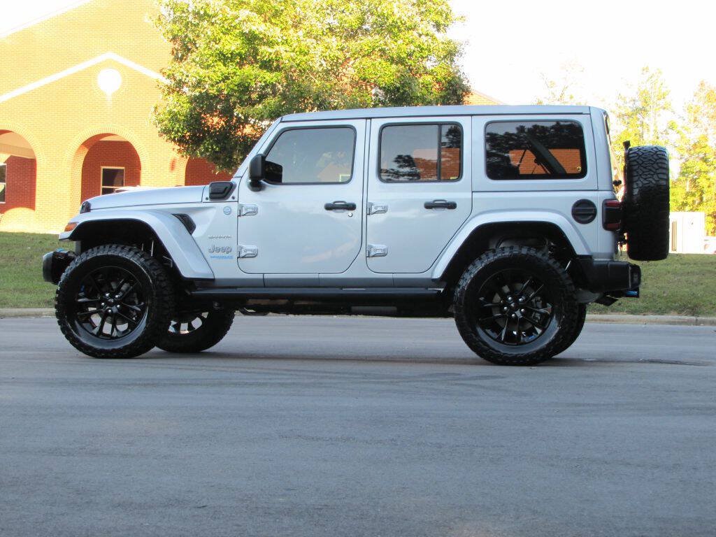 Used 2022 Jeep Wrangler Unlimited Sahara w/ Safety Group AWD/4WD image 5