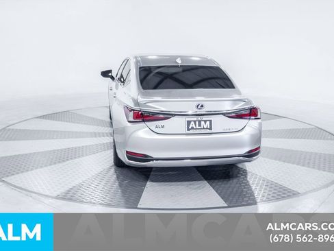 Used 2022 Lexus ES 300h image 9