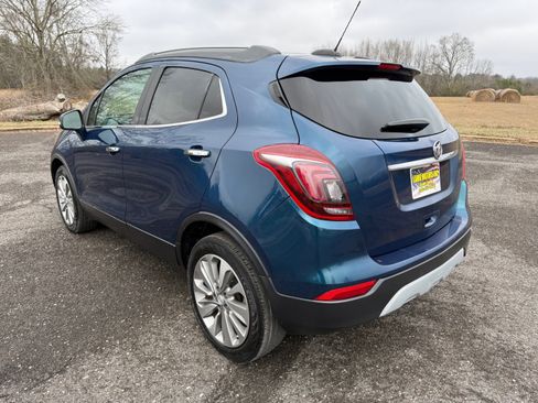 Used 2019 Buick Encore Preferred image 3