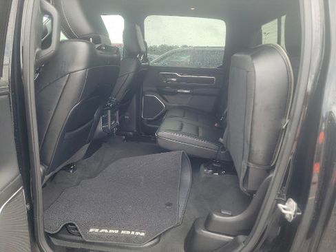 Used 2022 RAM 1500 Laramie AWD/4WD image 7