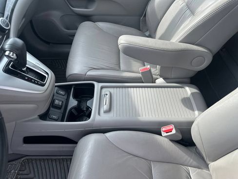 Used 2013 Honda CR-V EX-L image 25