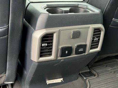 Used 2022 Ford F250 Lariat w/ Lariat Value Package AWD/4WD image 29