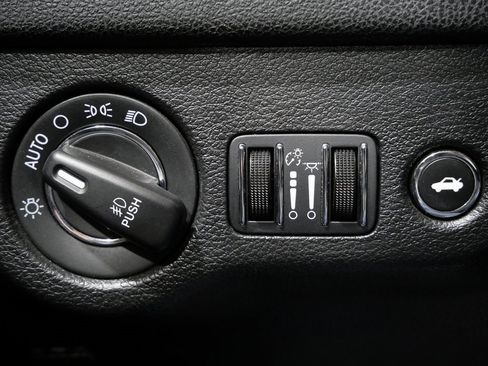 Used 2023 Chrysler 300 S image 14