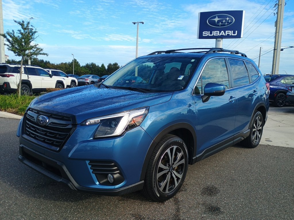 Certified 2023 Subaru Forester Limited AWD/4WD image 1
