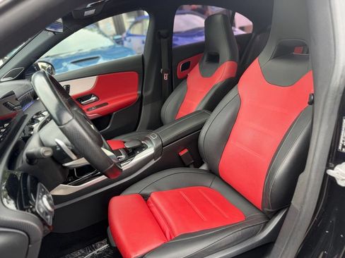 Used 2021 Mercedes-Benz CLA 35 AMG 4MATIC image 11