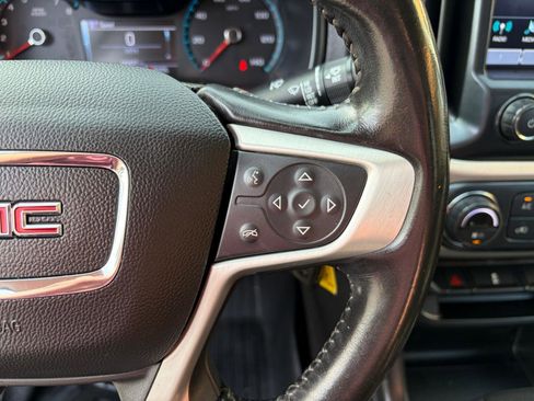 Used 2018 GMC Canyon SLE w/ SLE Convenience Package image 17