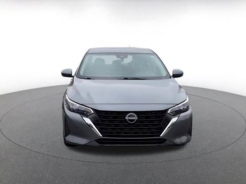 Used 2025 Nissan Sentra SV image 4