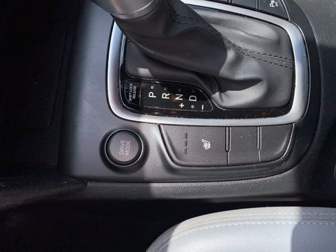 Used 2019 Hyundai Kona Ultimate image 11