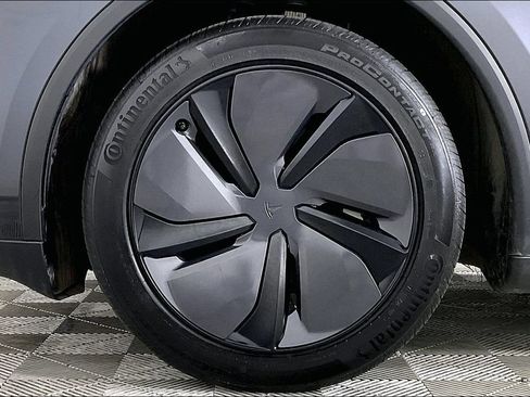 Used 2026 Tesla Model Y Long Range RWD image 7