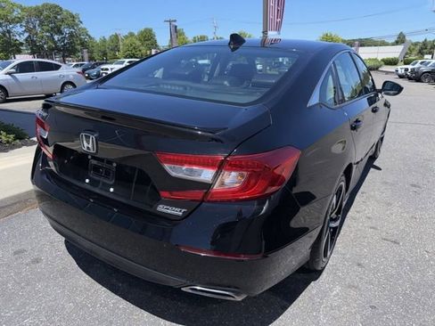 Used 2021 Honda Accord Sport Special Edition image 4