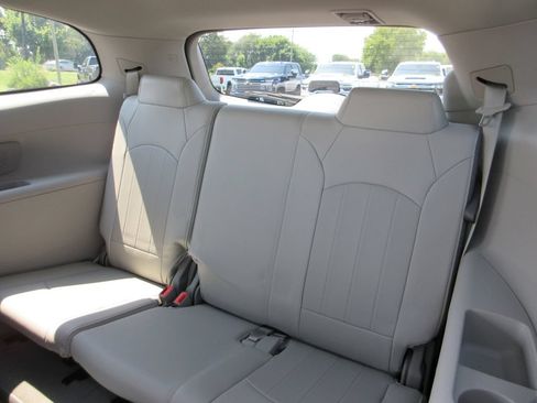 Certified 2017 Buick Enclave Leather FWD image 23