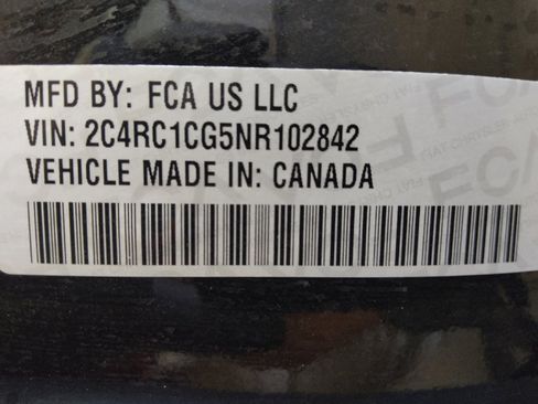 Used 2022 Chrysler Voyager LX FWD image 33
