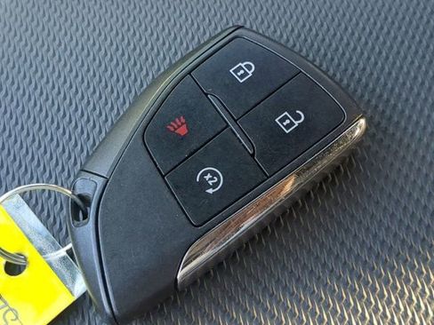 Used 2025 Chevrolet Equinox LT image 27