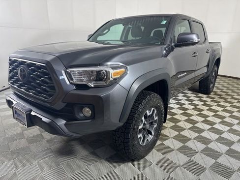 Used 2023 Toyota Tacoma TRD Off-Road image 2