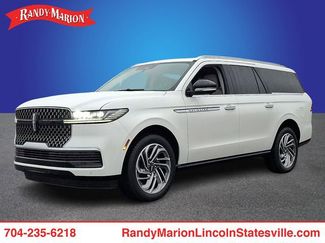 New 2025 Lincoln Navigator L Reserve video 1