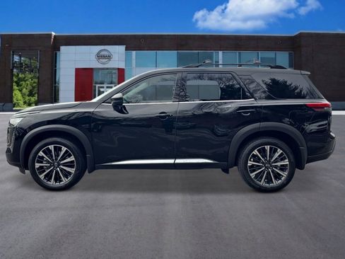 New 2026 Nissan Pathfinder Platinum AWD/4WD image 2