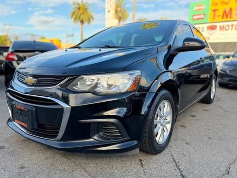 Used 2017 Chevrolet Sonic LT image 10