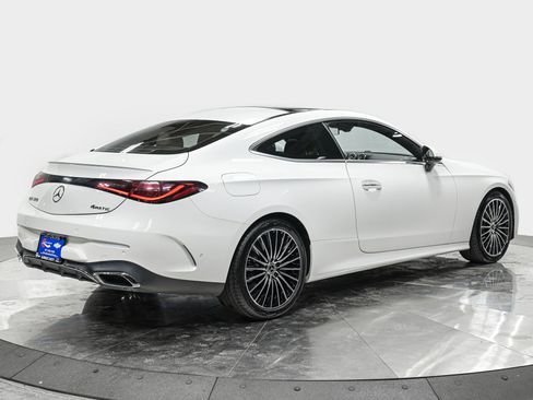 Used 2025 Mercedes-Benz CLE 300 4MATIC Coupe image 7
