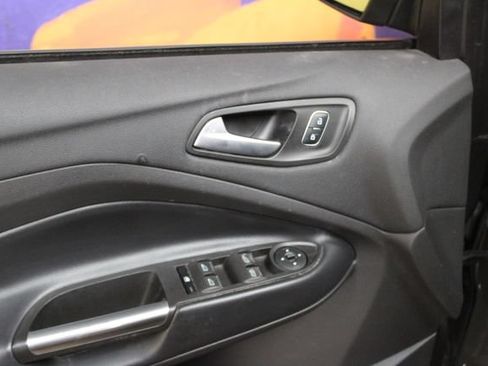 Used 2019 Ford Escape SE AWD/4WD image 13
