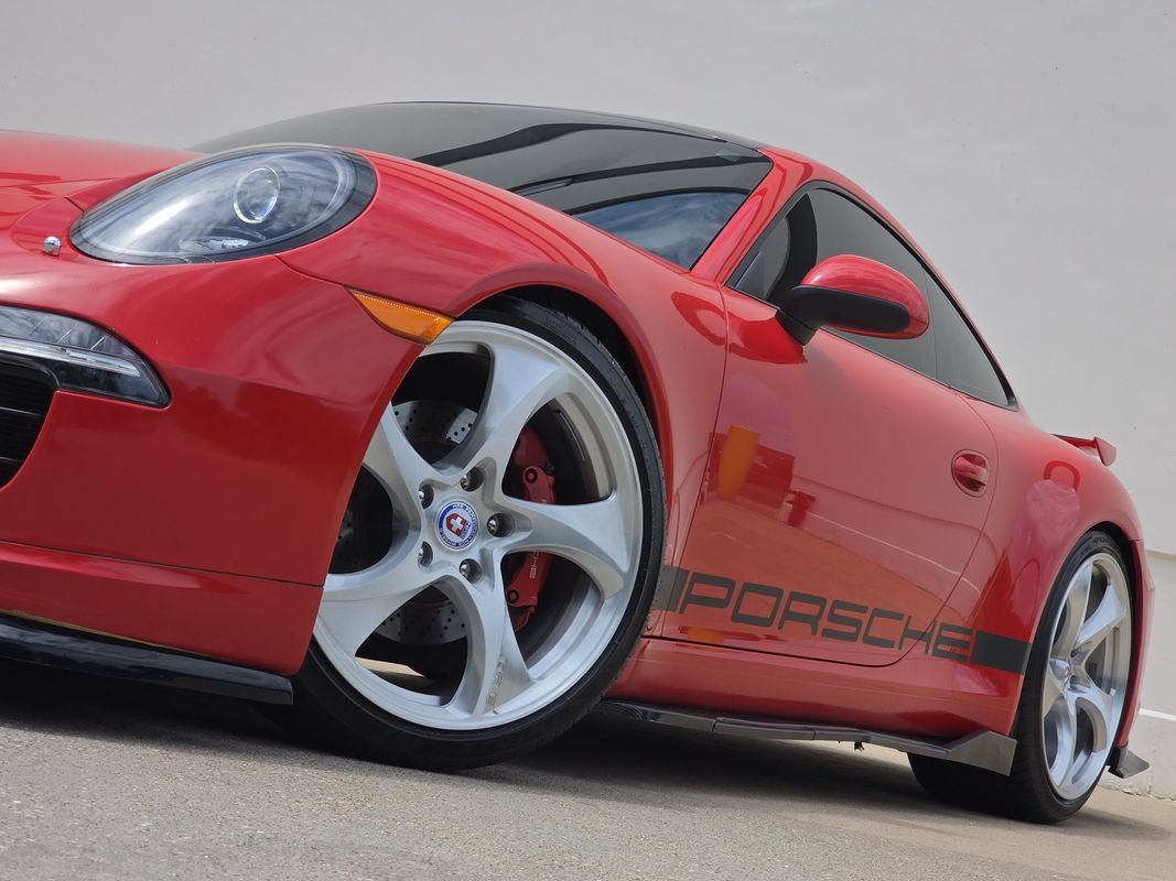 Used 2014 Porsche 911 Carrera S RWD image 8