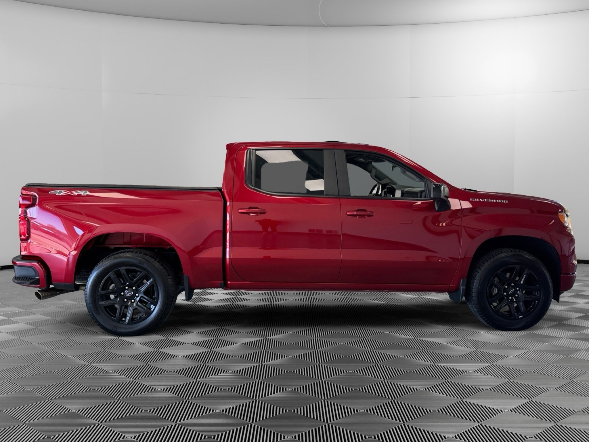 Used 2025 Chevrolet Silverado 1500 RST w/ Convenience Package II AWD/4WD image 9