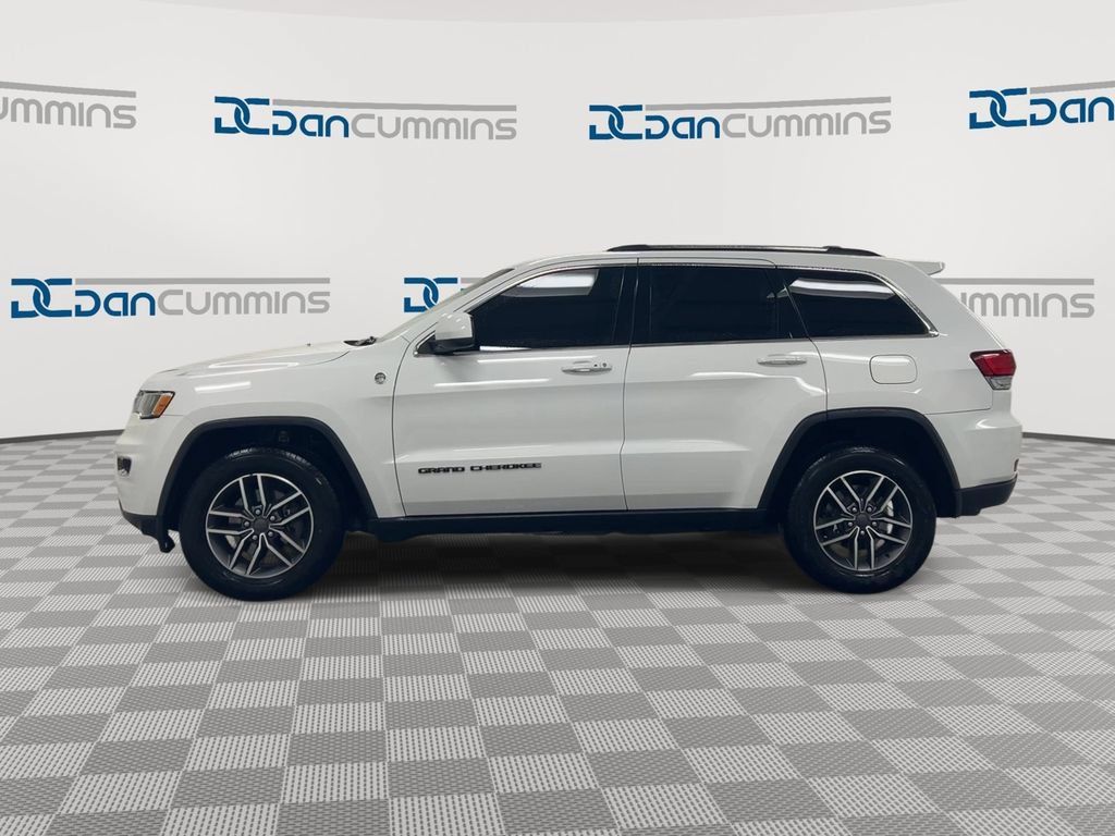 Used 2020 Jeep Grand Cherokee Laredo w/ Quick Order Package 2BN North AWD/4WD image 5