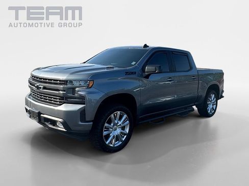 Used 2021 Chevrolet Silverado 1500 RST AWD/4WD image 3