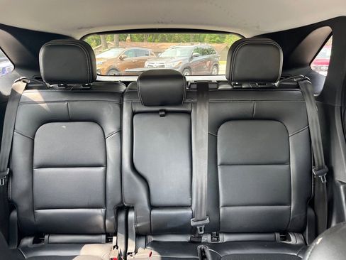 Used 2022 Ford Escape SEL w/ Equipment Group 302A image 16