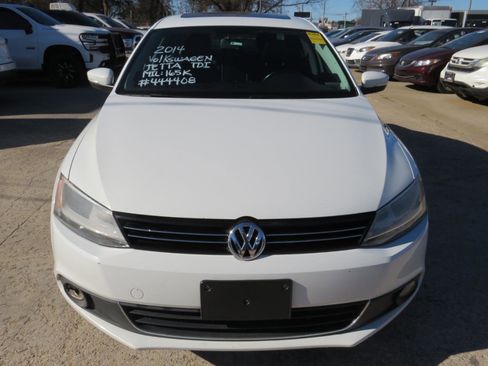 Used 2014 Volkswagen Jetta TDI FWD image 2