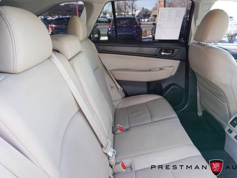 Used 2015 Subaru Outback 3.6R Limited image 49