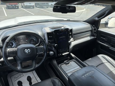Used 2020 RAM 2500 Limited AWD/4WD image 30