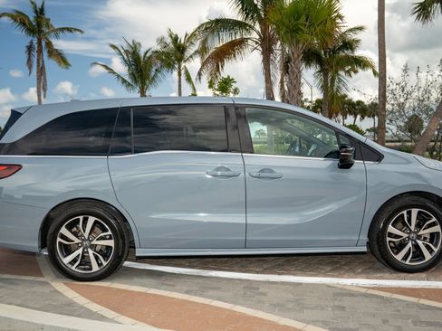 Used 2025 Honda Odyssey Sport-L image 15