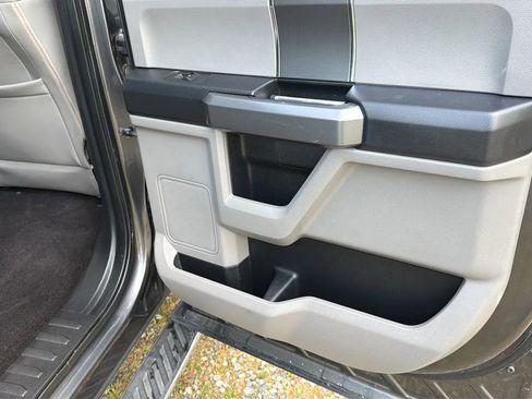 Used 2016 Ford F150 XLT w/ Equipment Group 302A Luxury image 41