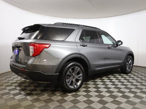 Certified 2023 Ford Explorer XLT w/ Equipment Group 202A AWD/4WD image 5
