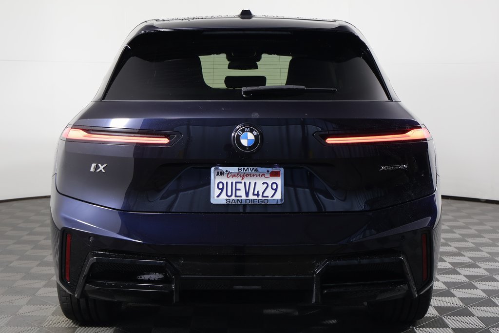 Certified 2026 BMW iX xDrive45 w/ M Sport Package AWD/4WD image 5