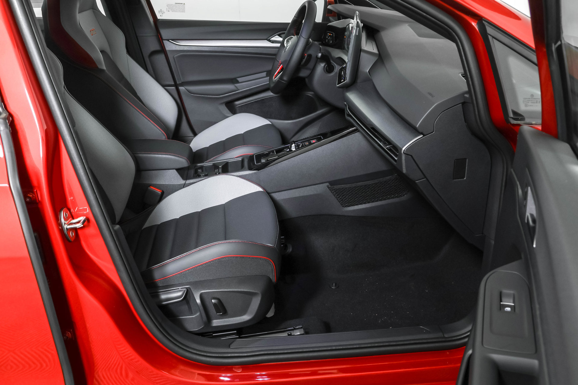 New 2026 Volkswagen GTI SE FWD image 43