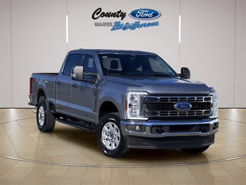 Used 2024 Ford F250 XLT w/ FX4 Off-Road Package image 1