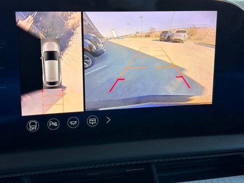 Certified 2025 Cadillac Optiq Luxury 2 w/ LPO, Floor Liner Package image 16