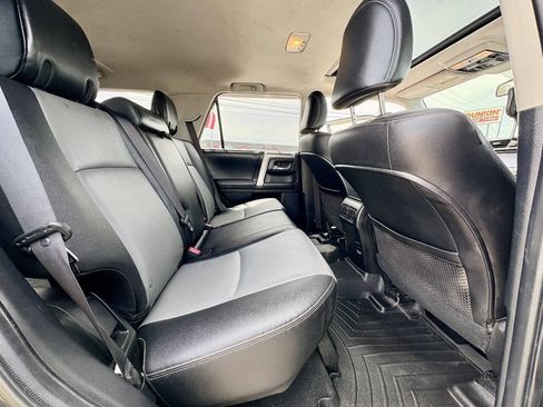 Used 2015 Toyota 4Runner SR5 Premium AWD/4WD image 29