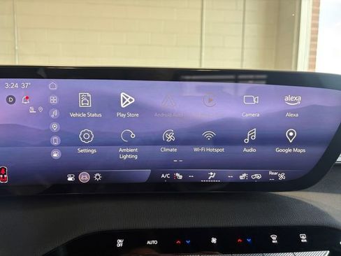 Used 2025 Buick Enclave Sport Touring w/ Power Package image 28