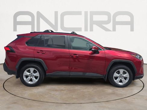 Used 2021 Toyota RAV4 XLE w/ Convenience Package FWD image 13