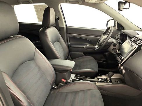 Used 2024 Mitsubishi Outlander Sport SE AWD/4WD image 14