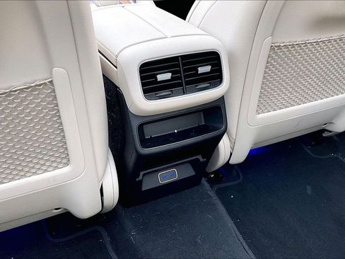 Certified 2024 Mercedes-Benz GLE 450 4MATIC image 25